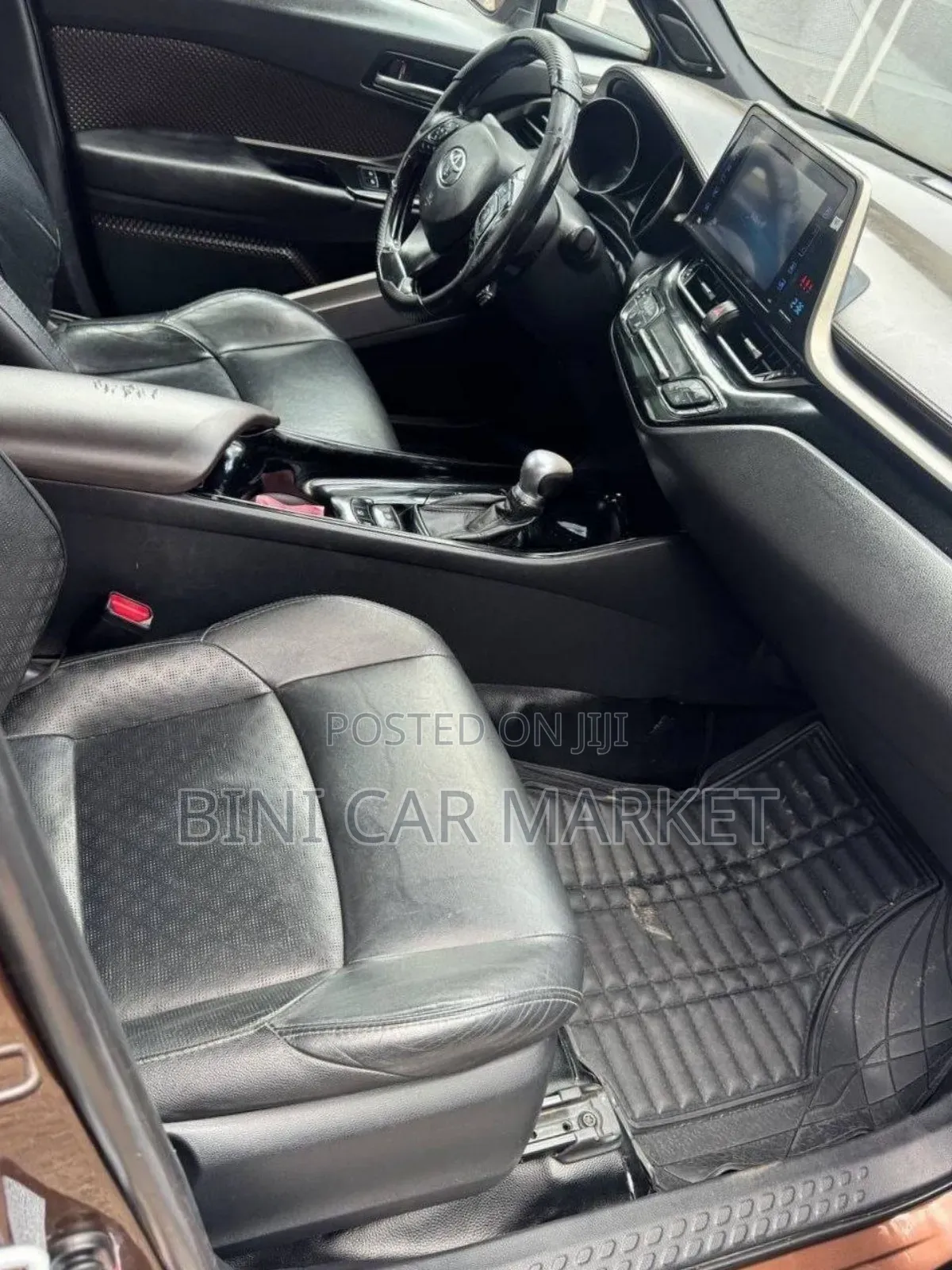 Toyota C-HR 2017 Brown