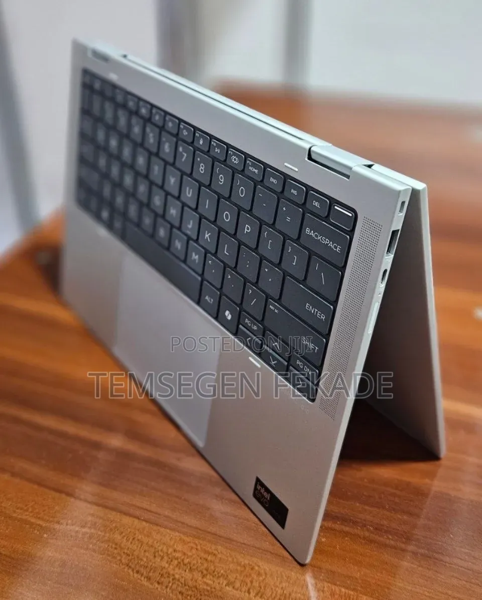 New Laptop HP 32GB Intel Core Ultra 7 SSD 512GB