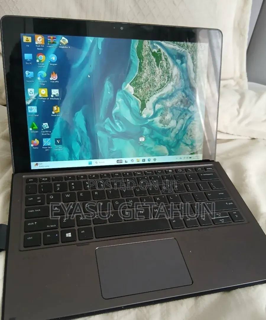 New Laptop HP Pro X2 612 G2 8GB Intel Core i7 SSD 256GB