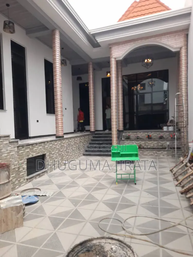 Furnished 2bdrm House in House, Adama for sale