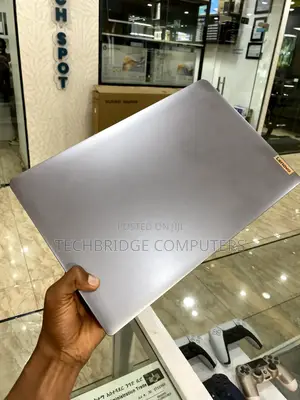 Laptop Lenovo Ideapad 3 8GB Intel Core i7 SSD 512GB
