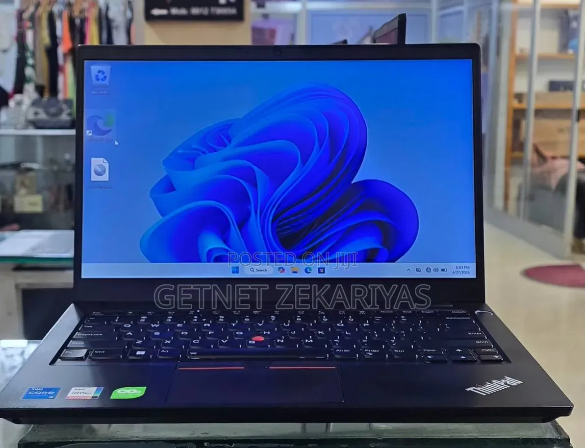 New Laptop Lenovo ThinkPad E14 Gen 5 16GB Intel Core i5 SSD 512GB