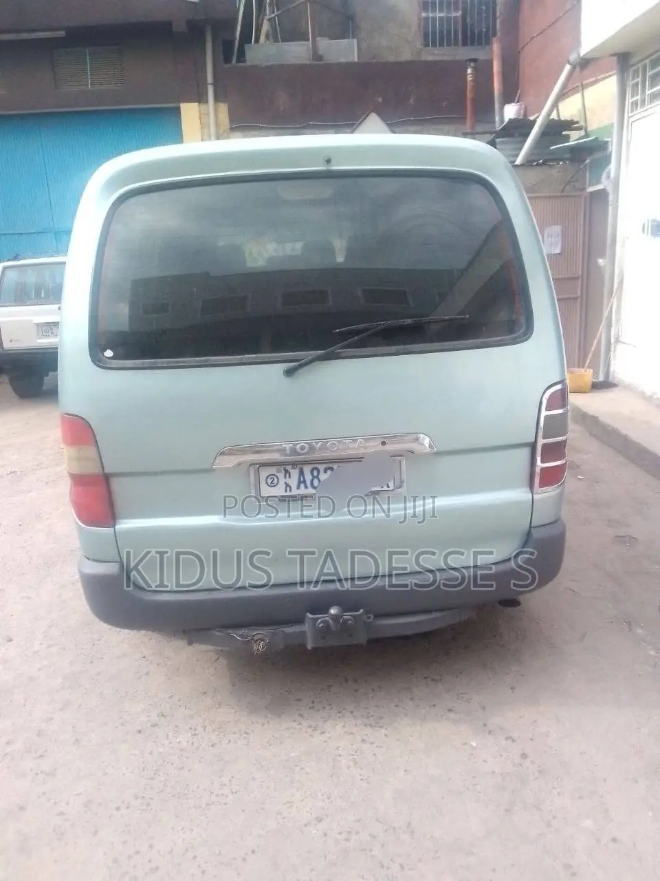 Toyota HiAce 2001 Green