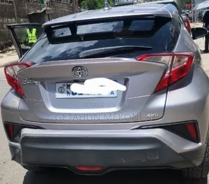 Toyota C-HR 2017 Silver