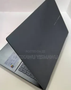 New Laptop Asus VivoBook 15 X505BA 32GB Intel Core Ultra 9 SSD 512GB