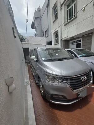Hyundai Starex 2020 Silver
