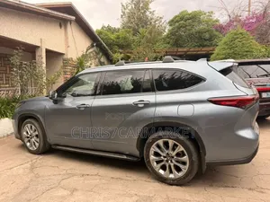 Toyota Highlander Limited AWD 2020 Blue