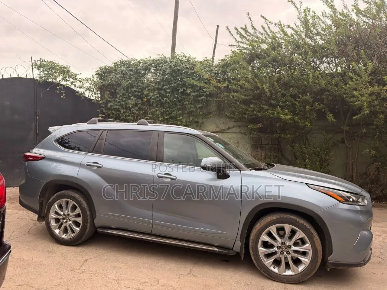 Toyota Highlander Limited AWD 2020 Blue