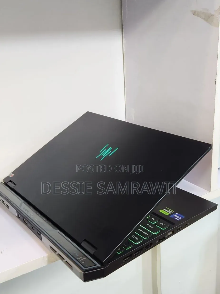 New Laptop Acer Predator Helios Neo 16 16GB Intel Core i9 SSD 1T
