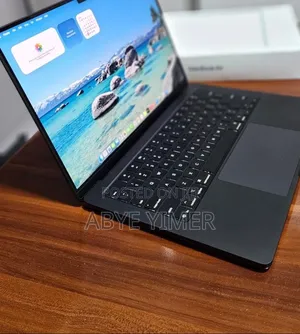New Laptop Apple MacBook Pro 2025 M5 14-inch 16GB SSD 512GB