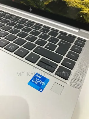 New Laptop HP EliteBook 830 G8 16GB Intel Core i5 SSD 512GB