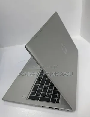 New Laptop HP ProBook 440 G5 8GB AMD Ryzen 5 SSD 512GB