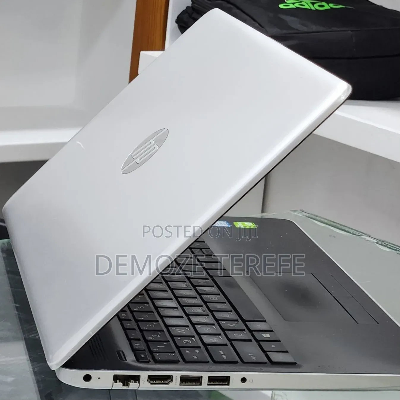 New Laptop HP Stream Notebook 8GB Intel Core i7 SSD 1T