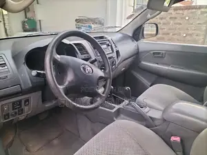 Toyota Hilux 3.0 D-4D Double Cab 4x4 Raider 2007 Silver