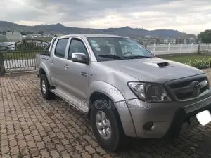 Toyota Hilux 3.0 D-4D Double Cab 4x4 Raider 2007 Silver