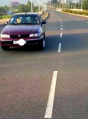 Toyota Carina E 1.6 Sedan 1995 Burgundy