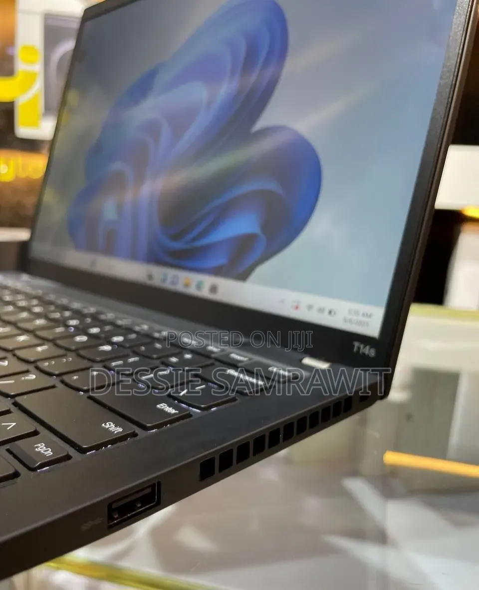 New Laptop Lenovo ThinkPad T14 16GB Intel Core i7 SSD 512GB