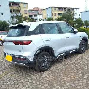 BYD Yuan Up 2025 White
