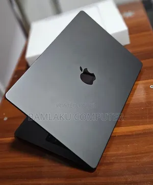 New Apple MacBook Pro 2025 M5 14-inch 16GB Apple M5 Pro SSD 512GB