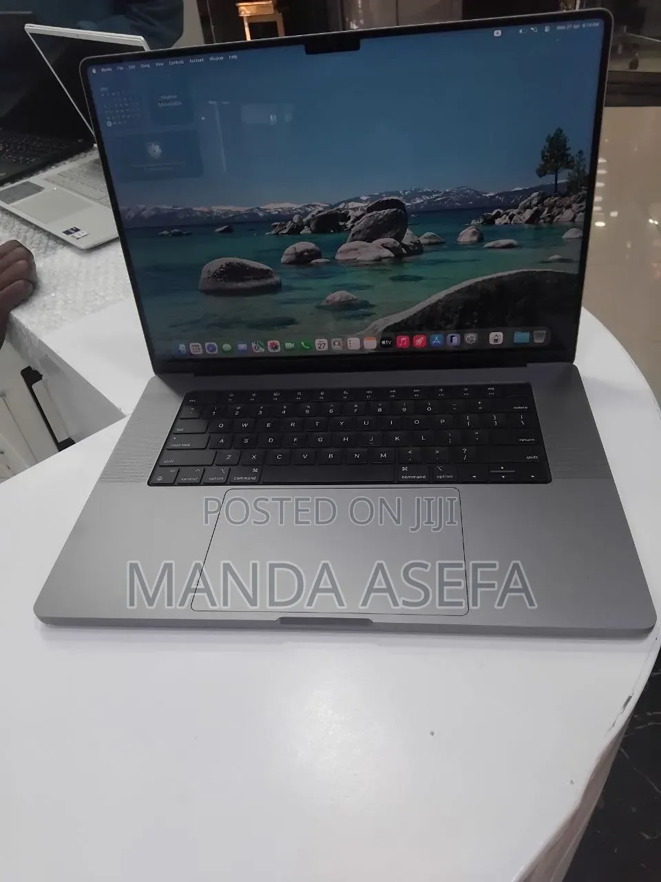 New Laptop Apple MacBook Pro M1 32GB Apple M1 Max SSD 1T