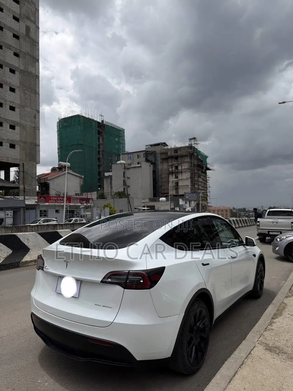 Tesla Model Y 2023 White