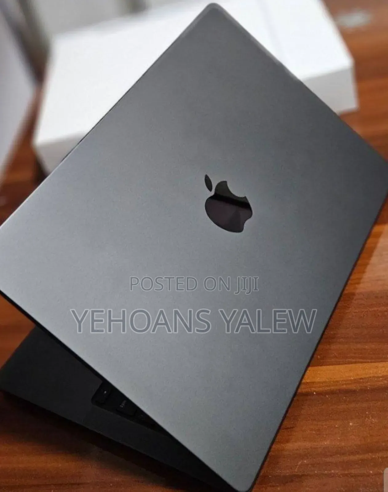 New Apple MacBook Pro 2025 M5 14-inch 16GB Apple M5 Pro SSD 512GB