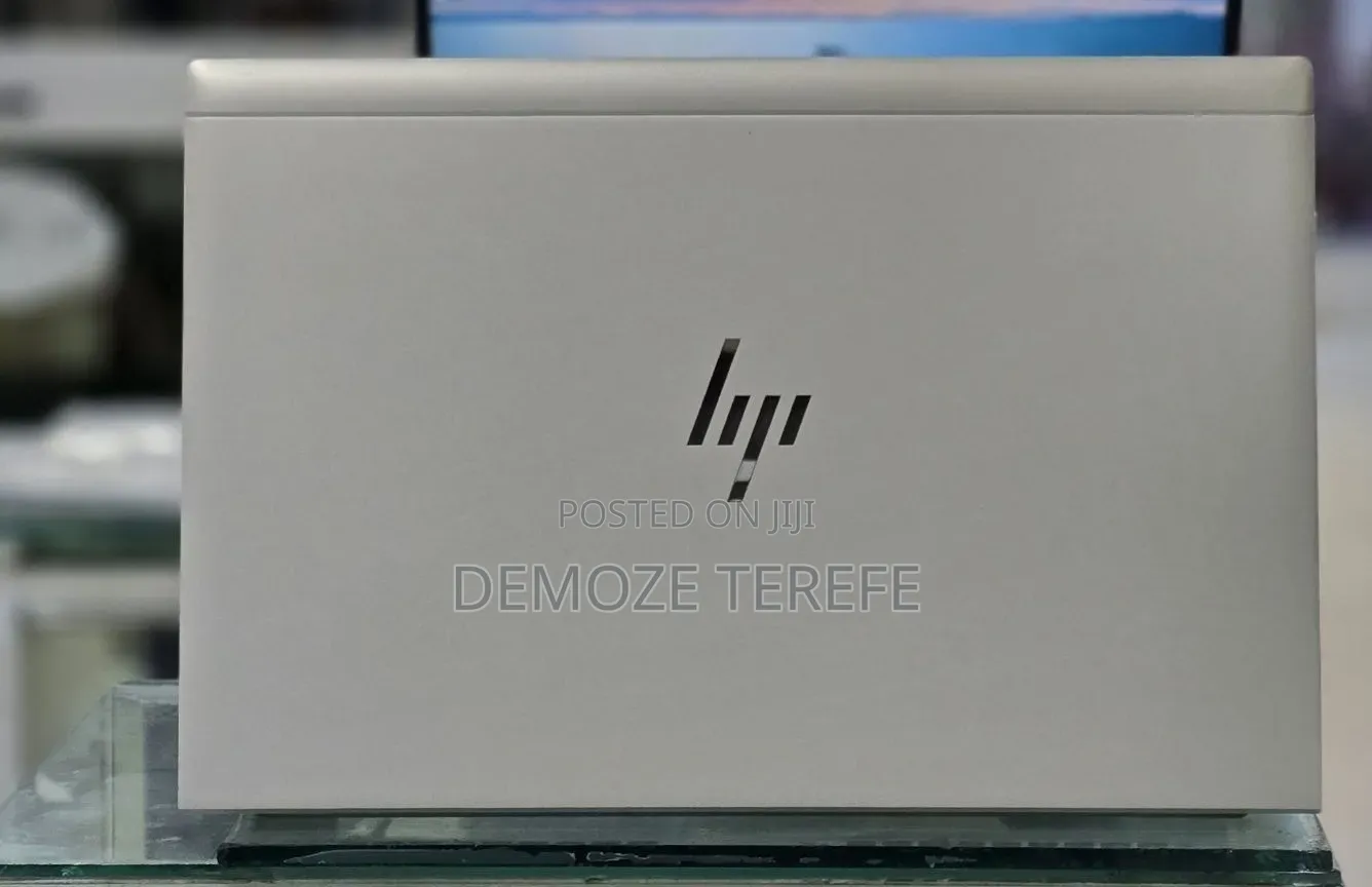 New Laptop HP EliteBook 830 G8 16GB Intel Core i5 SSD 512GB