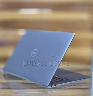New Laptop Dell Precision 5540 16GB Intel Core i9 SSD 512GB