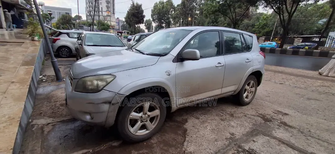 Toyota RAV4 2006 Silver