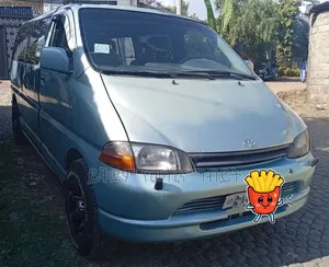 Toyota HiAce 1998 Silver