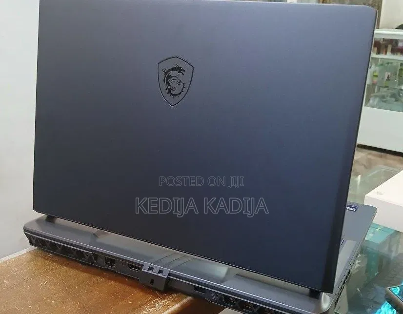 New Laptop MSI Vector 16 HX AI A2XWIG 16GB Intel Core Ultra 7 SSD 1T