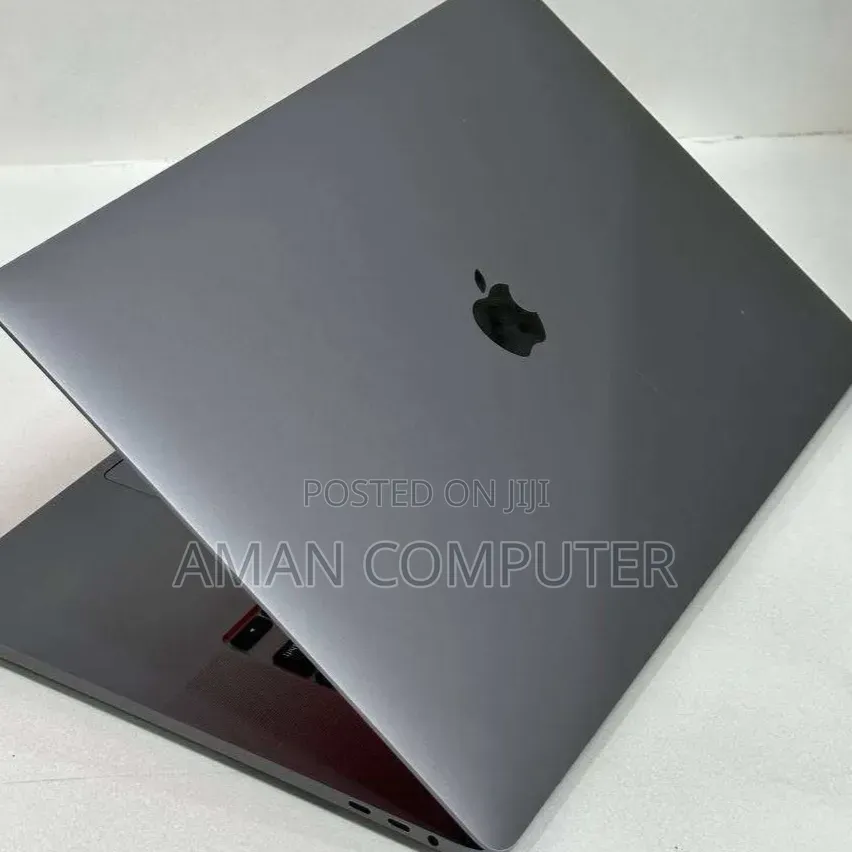 New Laptop Apple MacBook Pro 2019 32GB Intel Core i9 SSD 512GB
