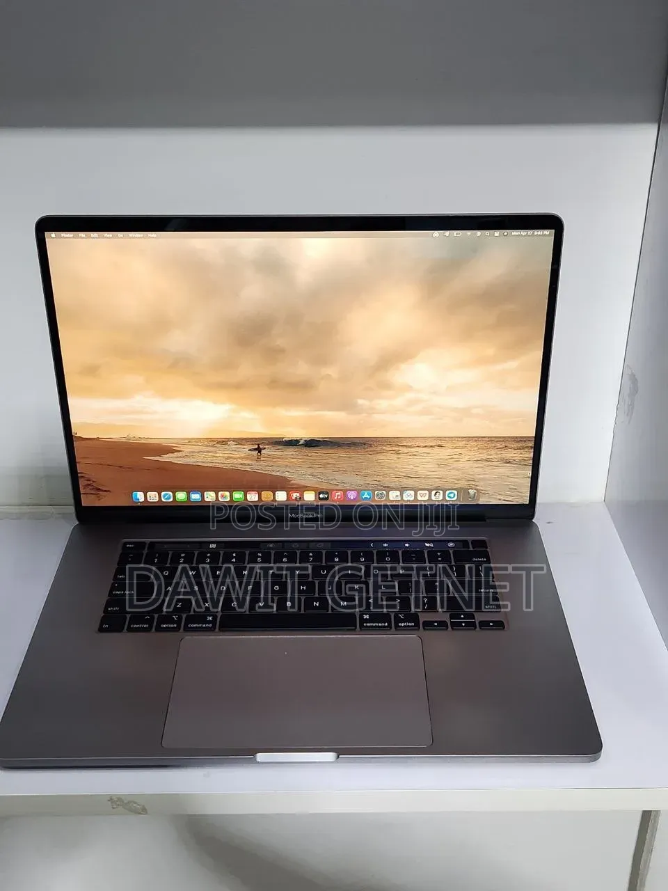 New Laptop Apple MacBook Pro 2019 32GB Intel Core i9 SSD 1T