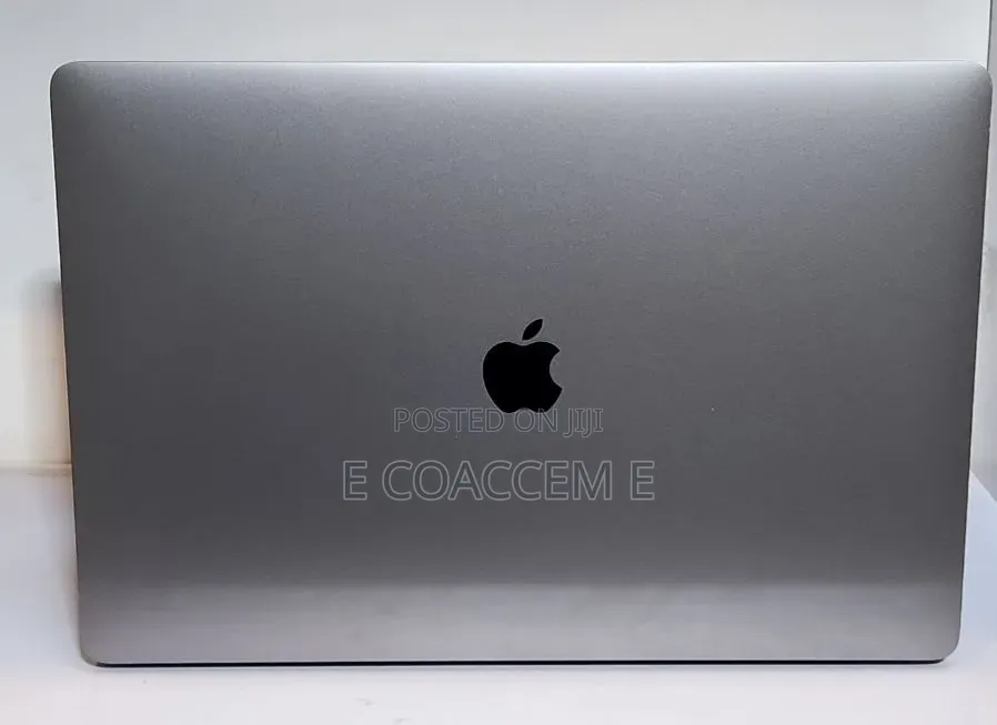 New Laptop Apple MacBook 32GB Intel Core i9 SSD 1T