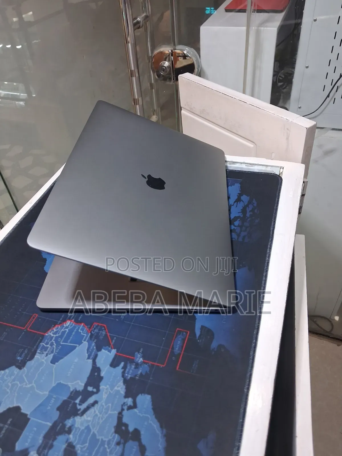 New Laptop Apple MacBook Pro 2019 32GB Intel Core i9 SSD 512GB