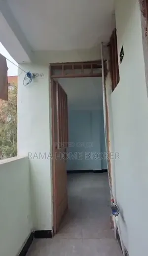 1bdrm Condo in ቦሌ አራብሳ ኮንዶሚኒየም, Yeka for sale