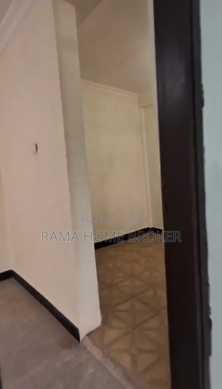 1bdrm Condo in ቦሌ አራብሳ ኮንዶሚኒየም, Yeka for sale