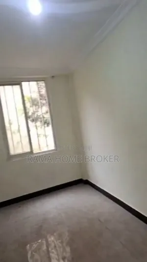 1bdrm Condo in ቦሌ አራብሳ ኮንዶሚኒየም, Yeka for sale