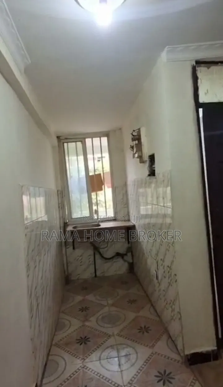 1bdrm Condo in ቦሌ አራብሳ ኮንዶሚኒየም, Yeka for sale