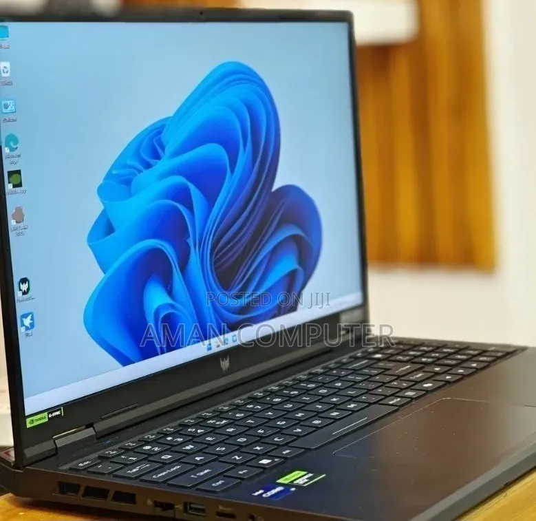 New Laptop Acer Predator Helios 300 16GB Intel Core i9 SSD 1T