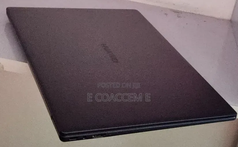 New Laptop Huawei MateBook HZ-W19 16GB Intel Core i7 SSD 512GB