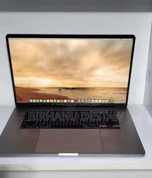 New Laptop Apple MacBook Pro 2019 32GB Intel Core i9 SSD 1T