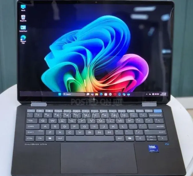 New Laptop HP 16GB Intel Core Ultra 7 SSD 1T