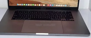 New Laptop Apple MacBook Pro 2019 32GB Intel Core i9 SSD 1T