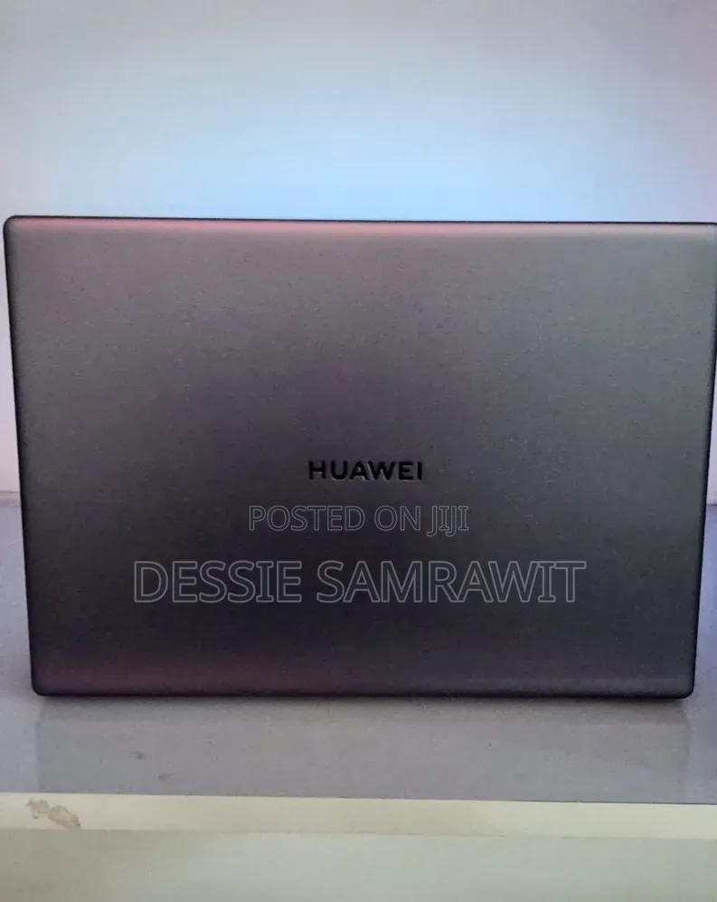 New Laptop Huawei MateBook 13 WRT-W29E 16GB Intel Core i7 SSD 512GB