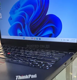 New Laptop Lenovo 16GB Intel Core i5 SSD 512GB