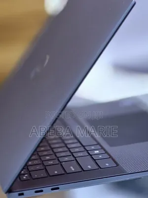 New Laptop Dell Precision 17 7720 16GB Intel Core i9 SSD 1T