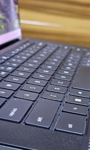 New Laptop Dell Precision 17 7720 16GB Intel Core i9 SSD 1T