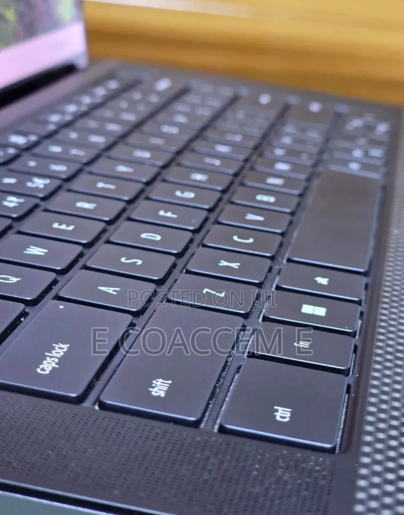 New Laptop Dell 16GB Intel Core i9 SSD 512GB
