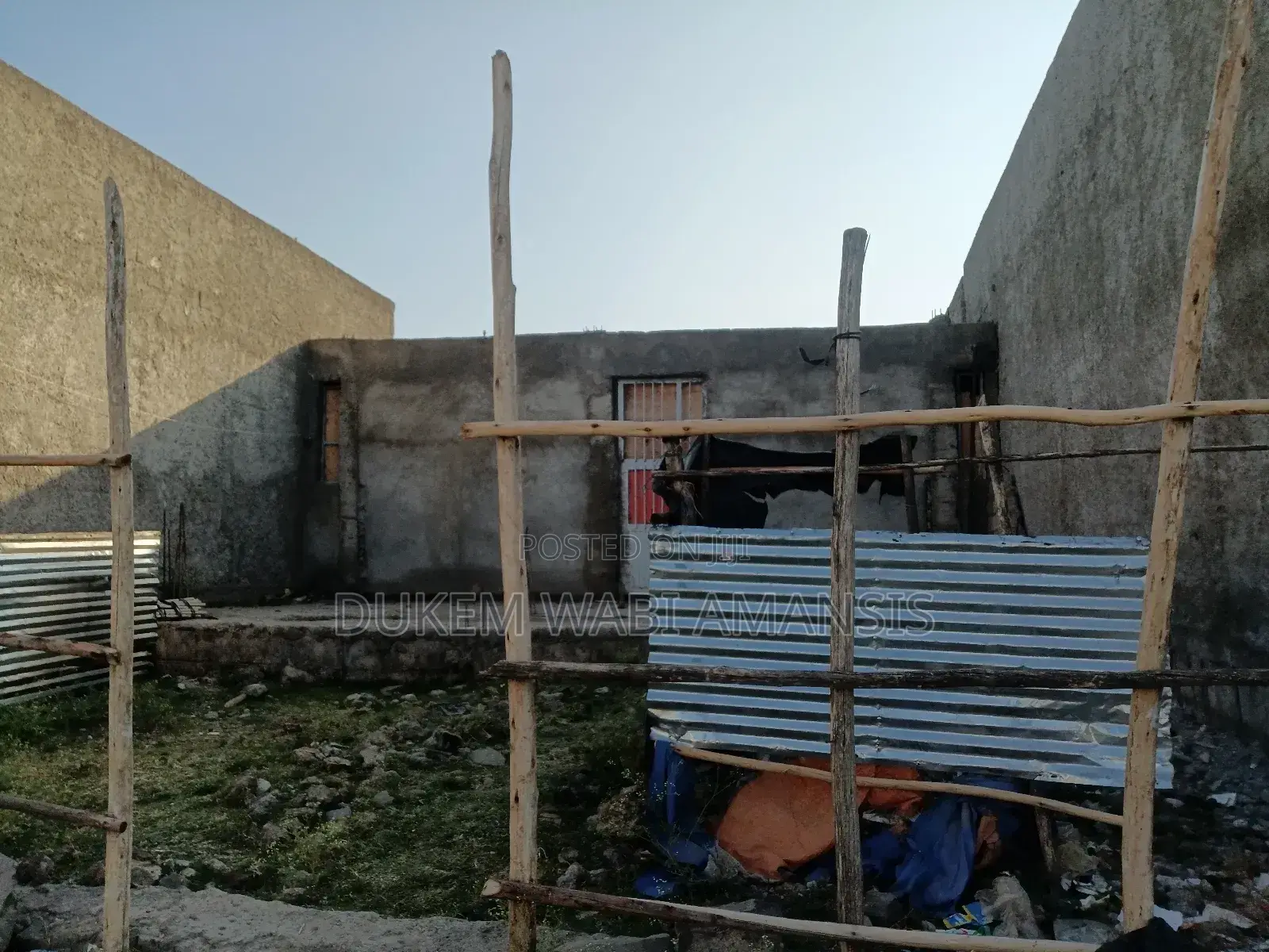 8bdrm House in Dukam, East Shewa for sale